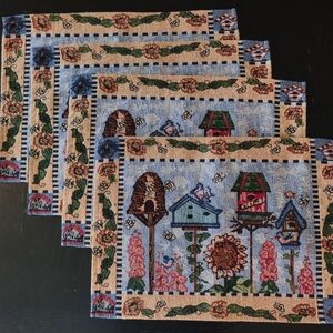 16 PCS: PLACEMATS & NAPKINS LOT TO MIX & MATCH - APRIL CORNELL, ETC.